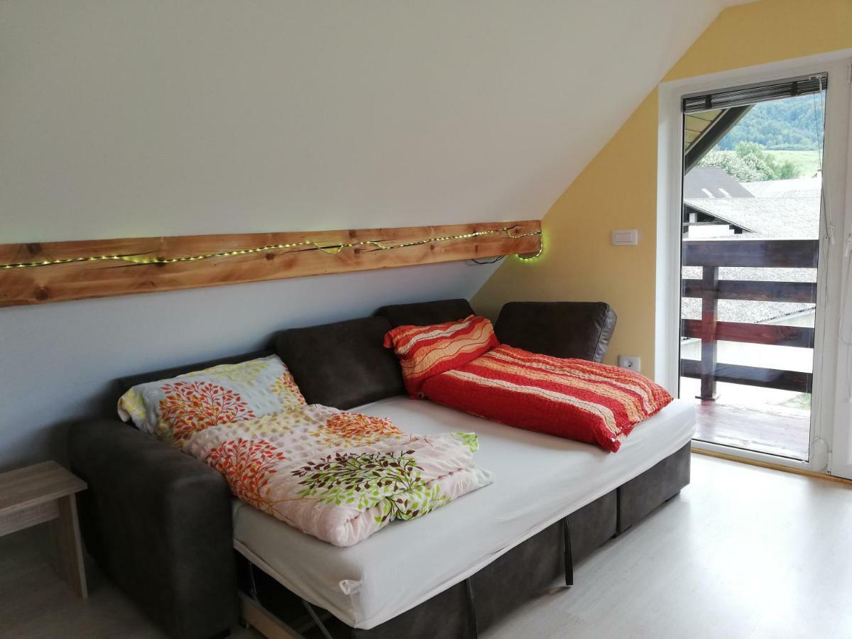 Apartment Ana Бохин Екстериор снимка